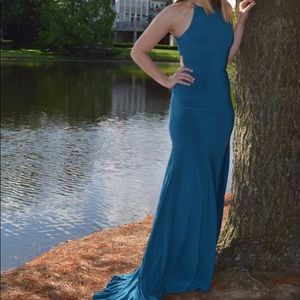 BLUE Sherri Hill prom dress